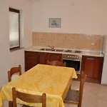 Apartament With Parking Space - Rab - 23747