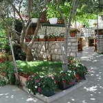With Parking Space - Rab - 23747 Apartament Lopar