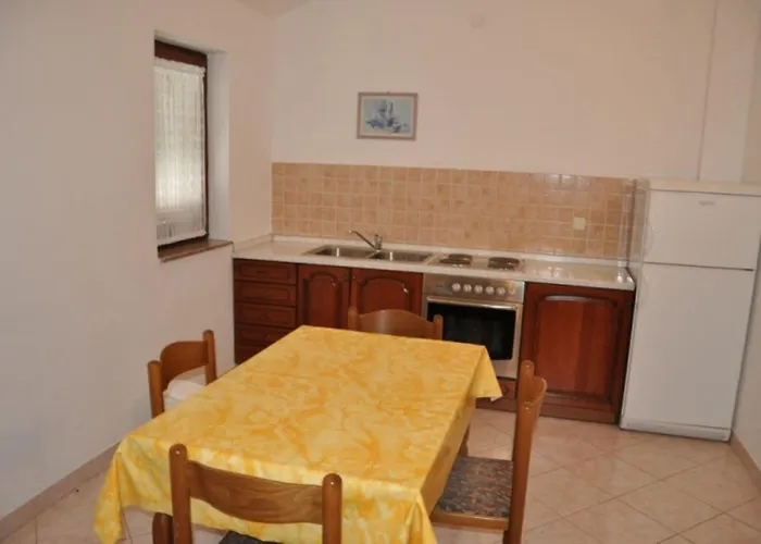 Apartment With Parking Space Lopar, Rab - 23747